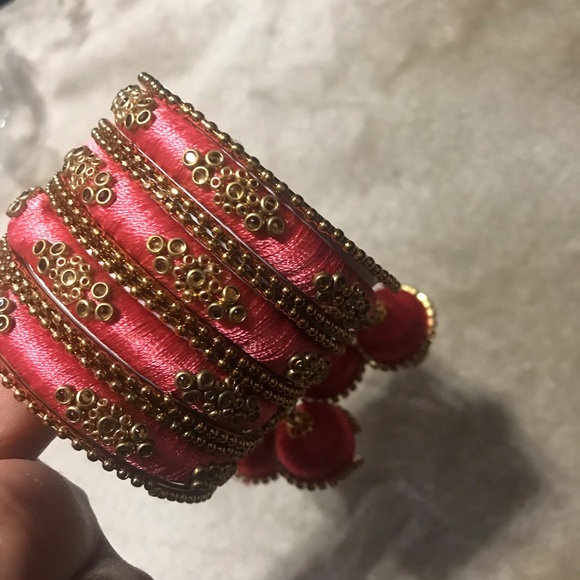 Bracelets/bangles - Picture 2 of 4